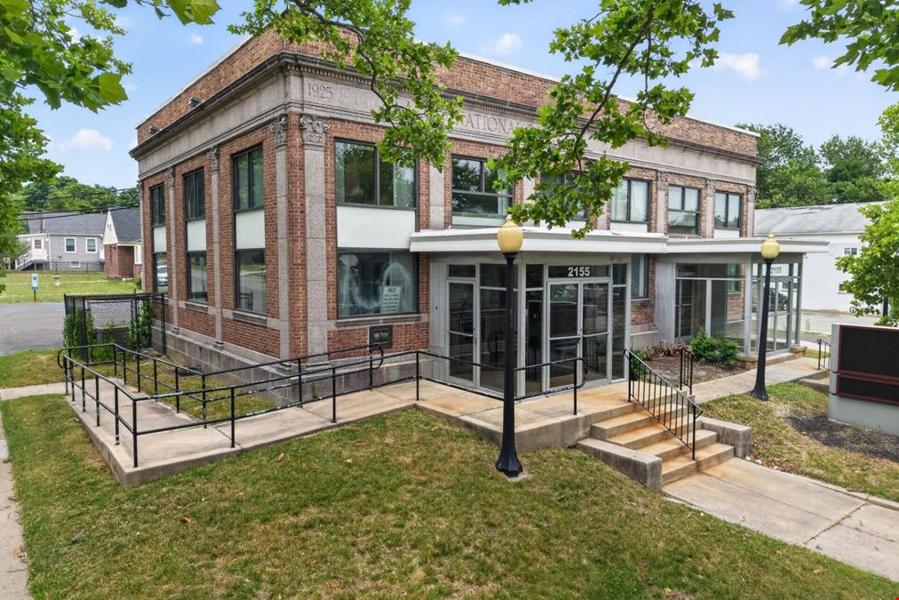 $1 Auction - Former BB&T Bank | 2 Drive-Thrus | Philadelphia MSA | $139K Avg HH Income | Hard Corner