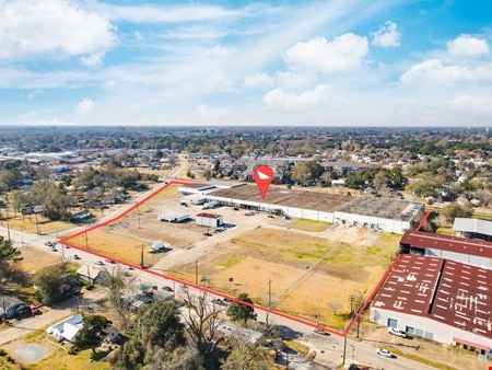 Preview of Industrial space for Rent at 1016 SW Evangeline Thrwy