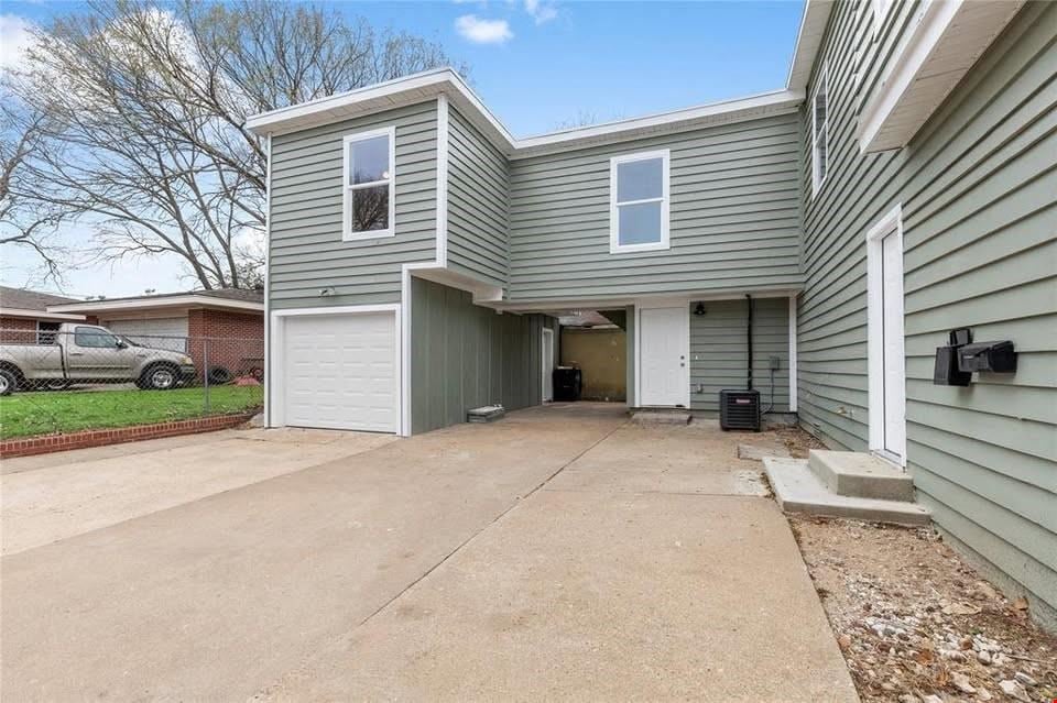 702 E Main Street