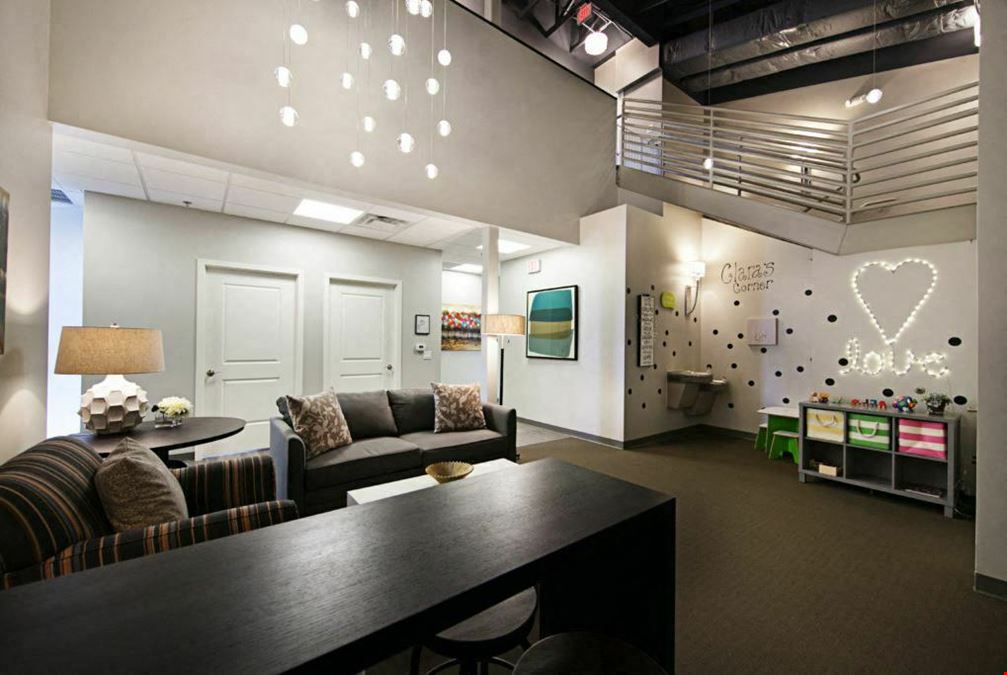 2045 S Vineyard, Bldg 2E, Ste 136