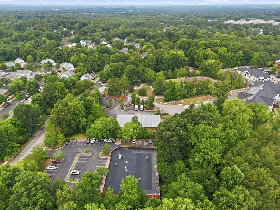 3 Suites at 502 McKnight Drive