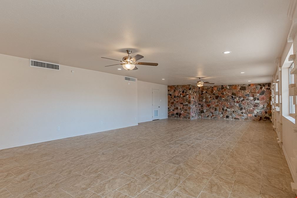 1525 S 9th Ave
