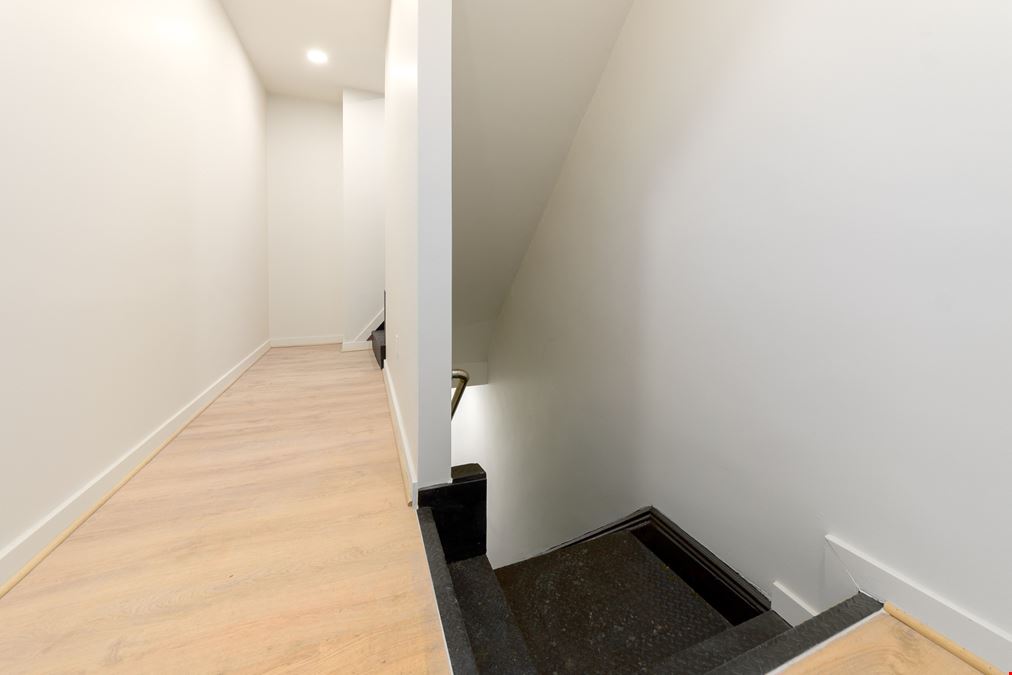 1,300 SF | 852 Flatbush Avenue | 2nd Floor Vanilla Box Office Retail Space for Lease