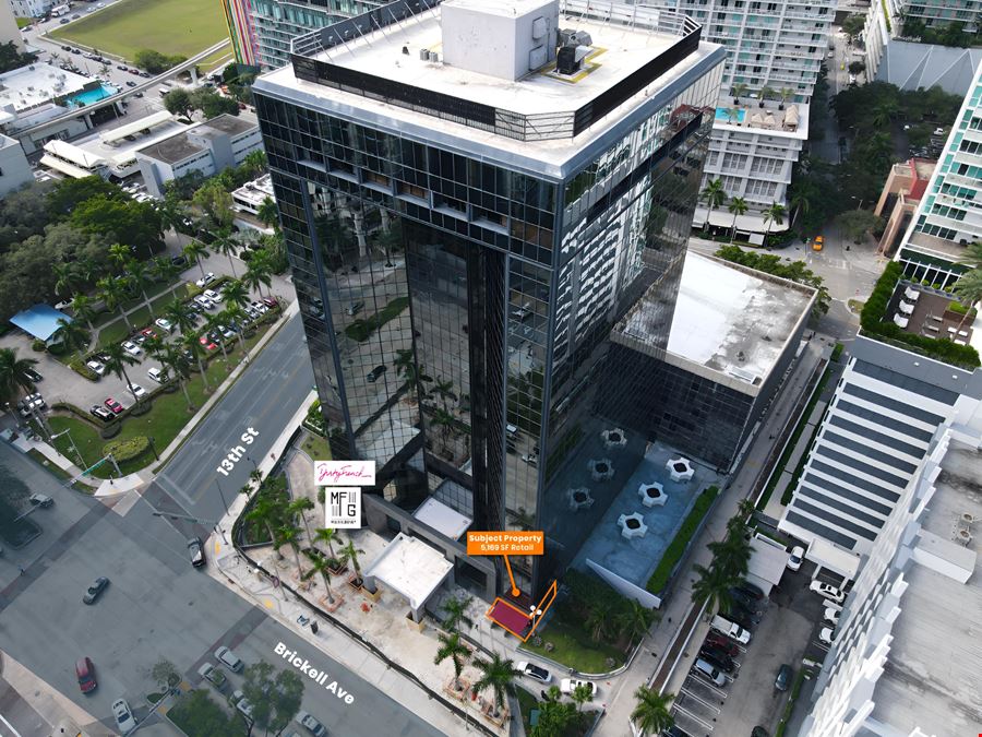 1200 Brickell Ave Retail