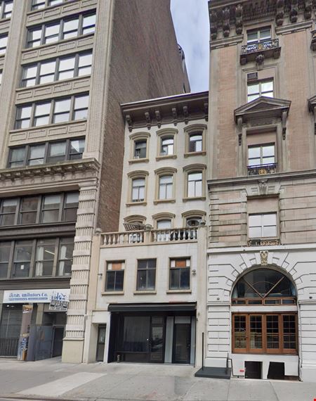 Preview of Retail space for Rent at 23 W 31st St