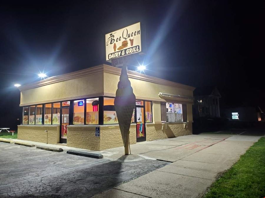 RETAIL RESTAURANT WITH PARKING AND OUTSIDE AREA