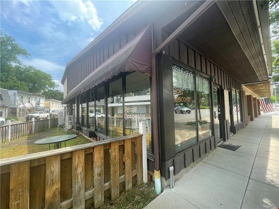 87 Main St