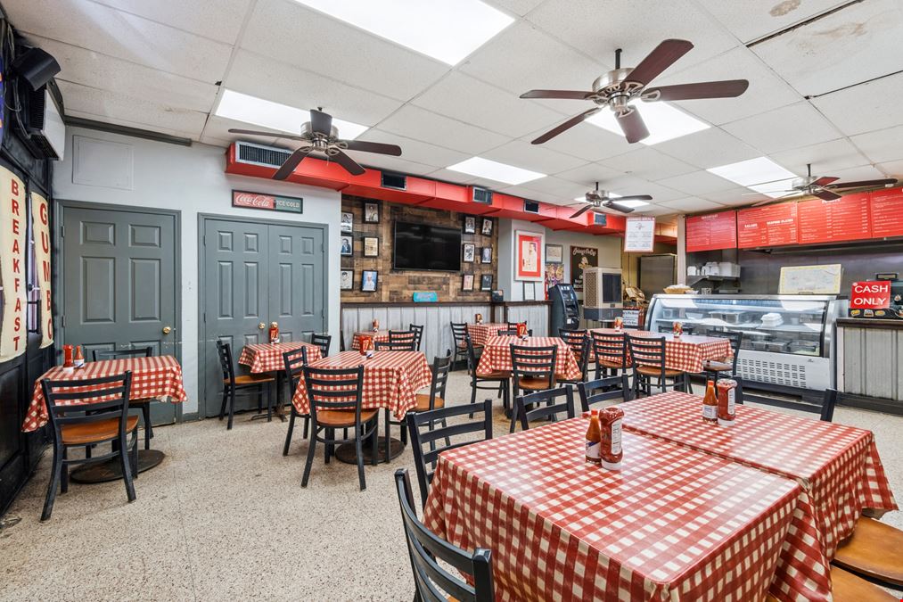 Iconic French Quarter Restaurant Property