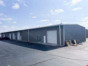 FOR LEASE: 2,500 SF Warehouse Space in Ozark