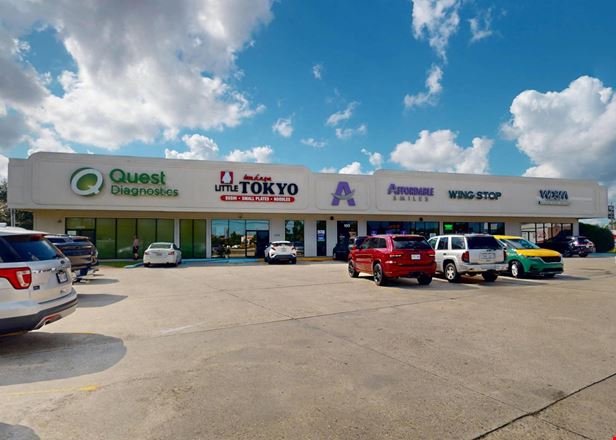 Preview of Retail space for Rent at 4704 Veterans Memorial Blvd