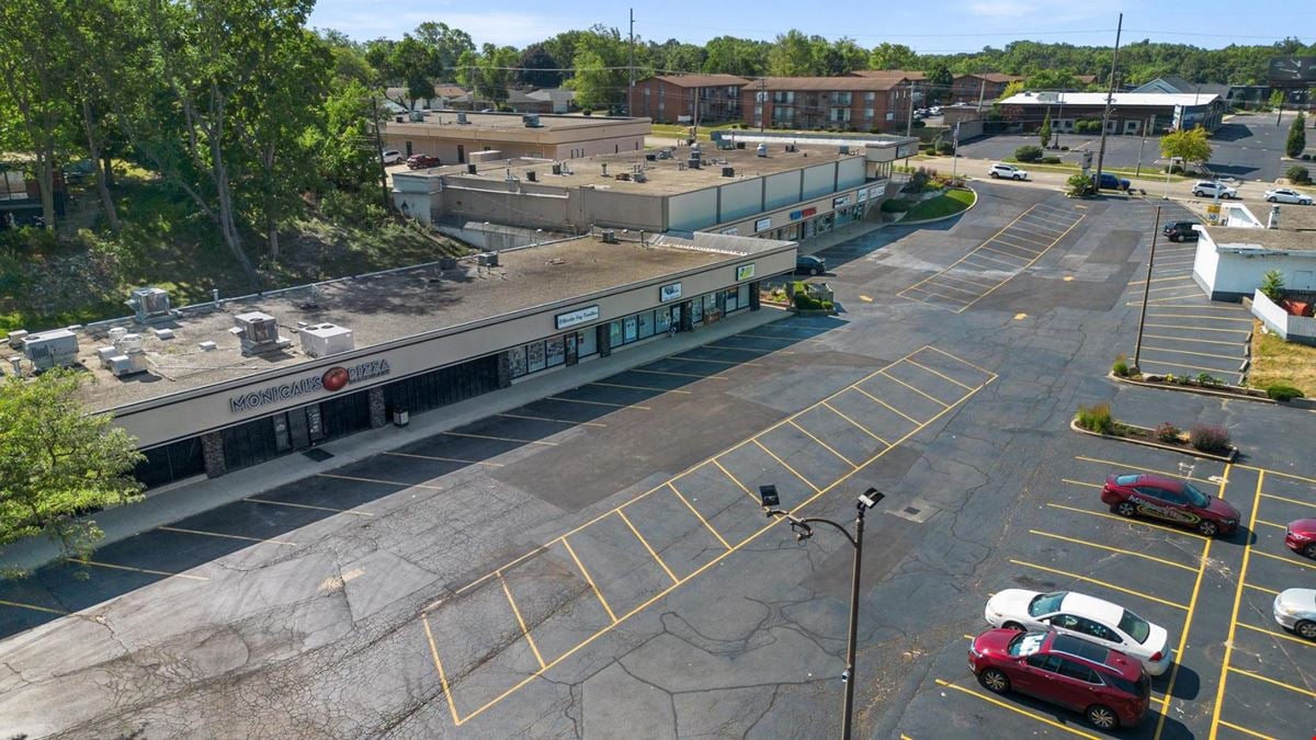 Oak Cliff Park - 21 Unit Shopping Center