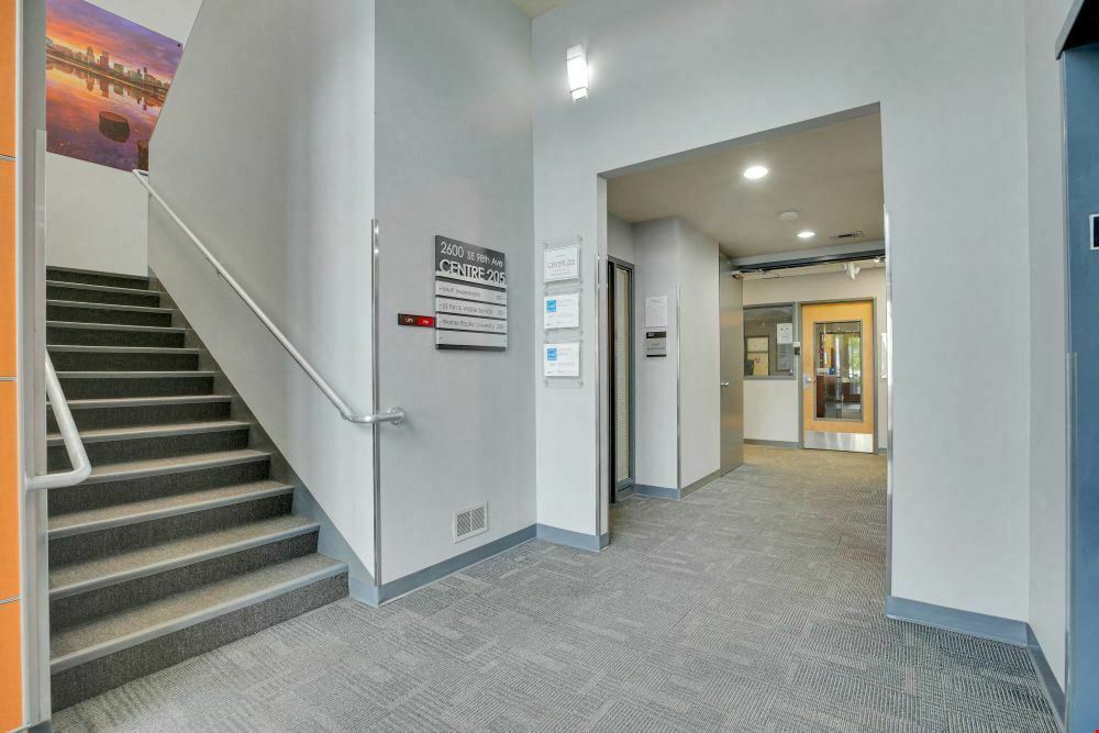 Centre 205