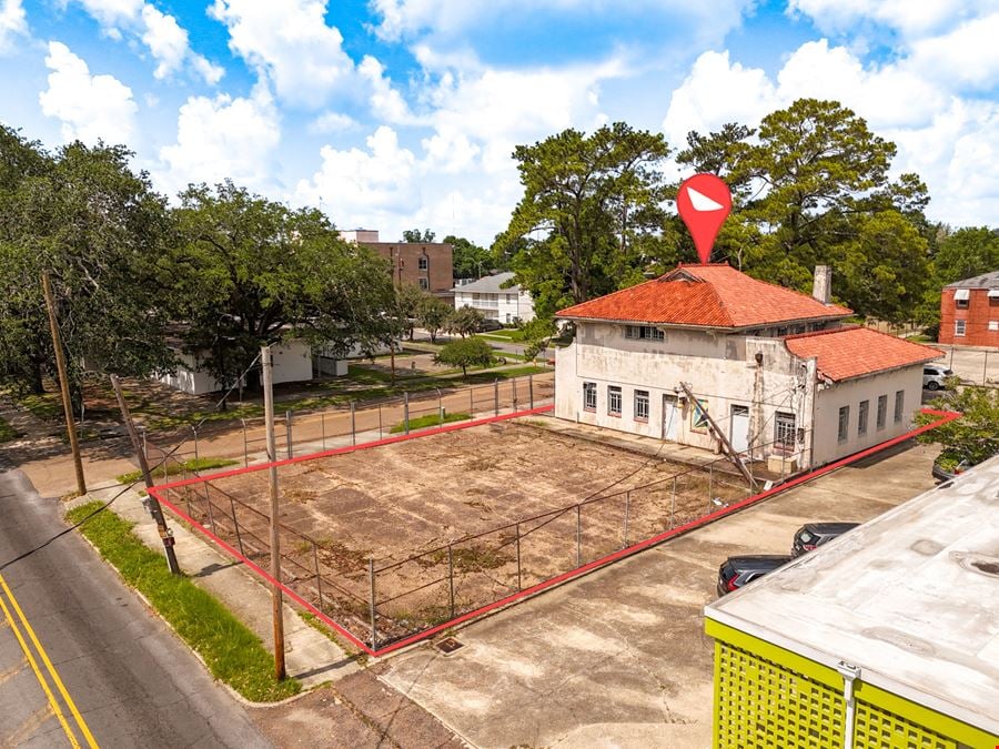 ±3,508 SF Office/Retail Redevelopment Opportunity in Mid City