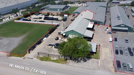 Preview of commercial space at 2440-2446 Main & 2425-2449 Houston