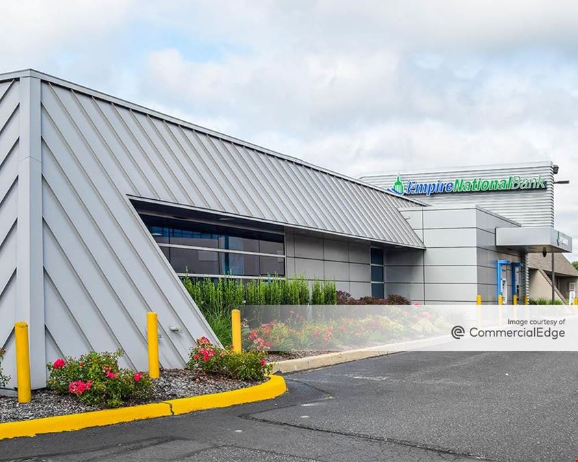 Crossroads South Corporate Park - 1757 Veterans Memorial Hwy