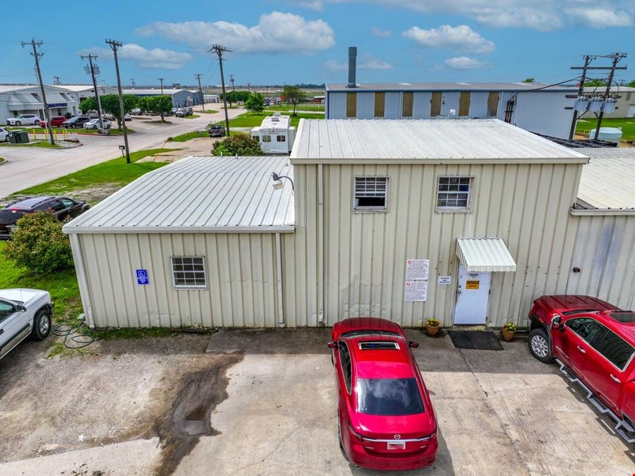 Light Industrial Investment Sale in Royse City, TX
