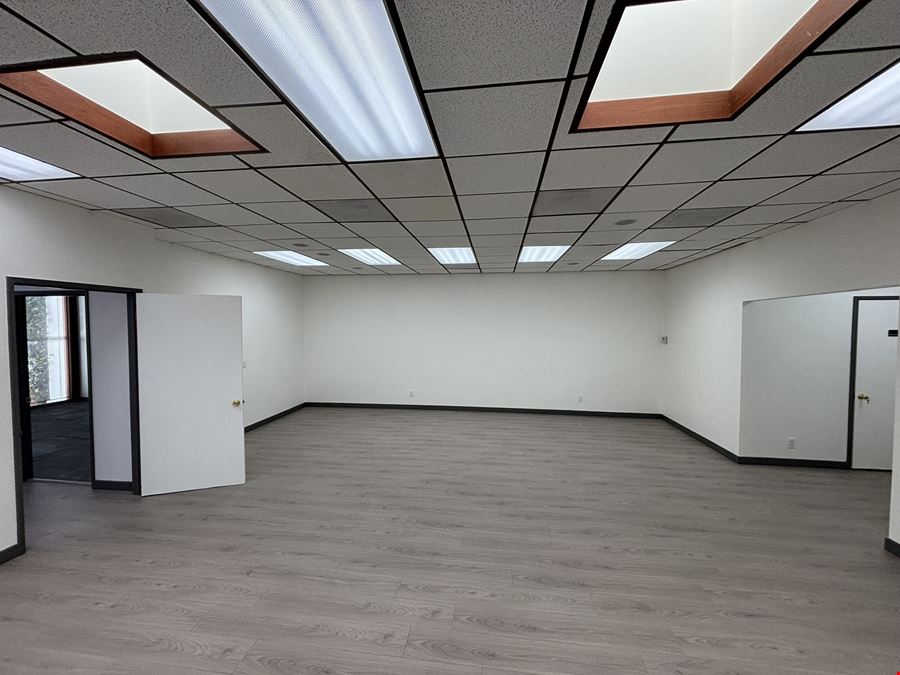 1112 Colorado Blvd