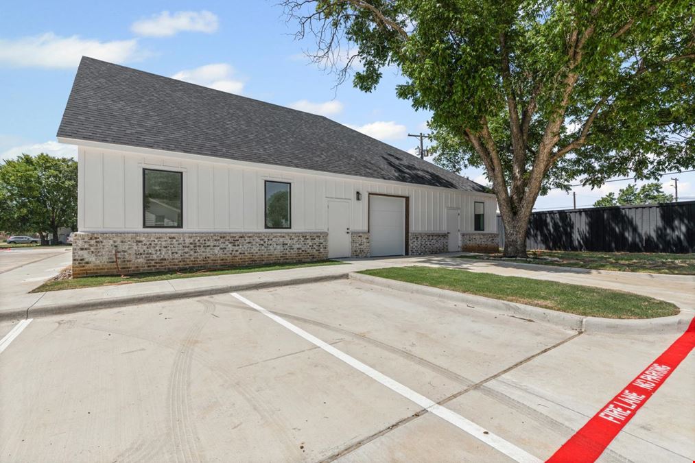 908 Cresthaven Dr