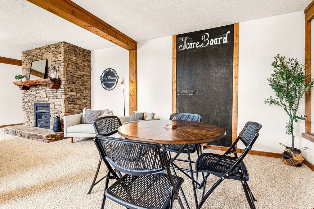 1293 Laurel Lick Rd