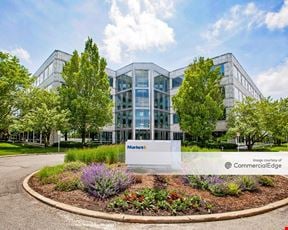 Corporate 500 Centre - 500 Lake Cook Road