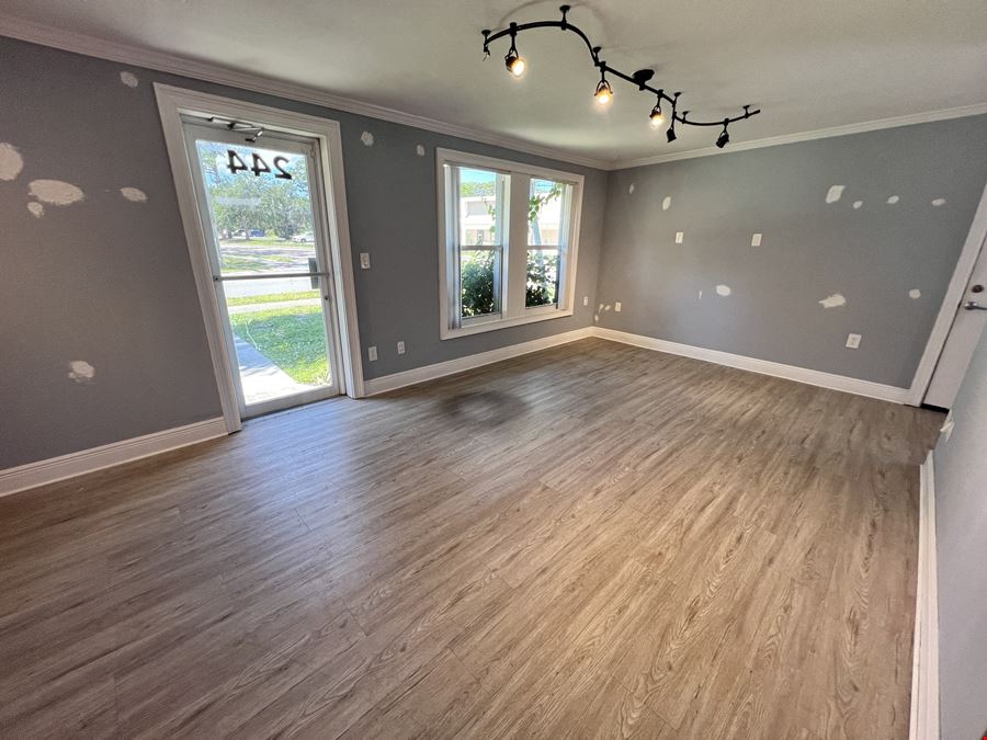 244 Acorn Dr