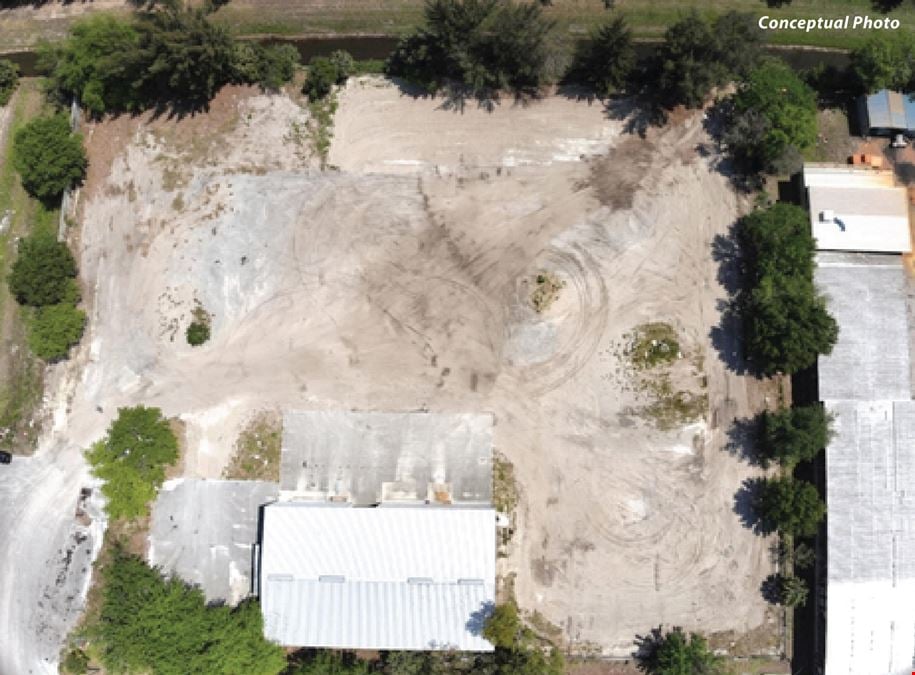 Industrial Outside Storage with Service Building For Lease