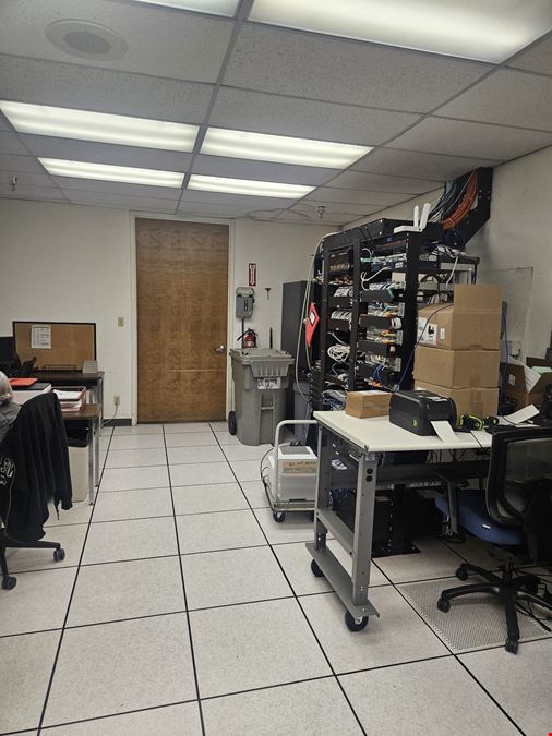 599,465 SF Distribution Center