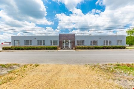 Preview of Industrial space for Rent at 3711 Calhoun Avenue