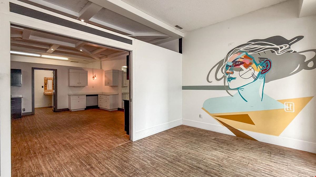 Well Positioned Commercial Unit