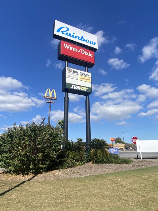 Westgate Plaza, 5440 Hwy 90, Mobile, AL