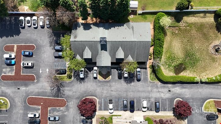 For Sale | ±7,436-SF Medical Office Building off Woodruff Road with Easy Access to I-385