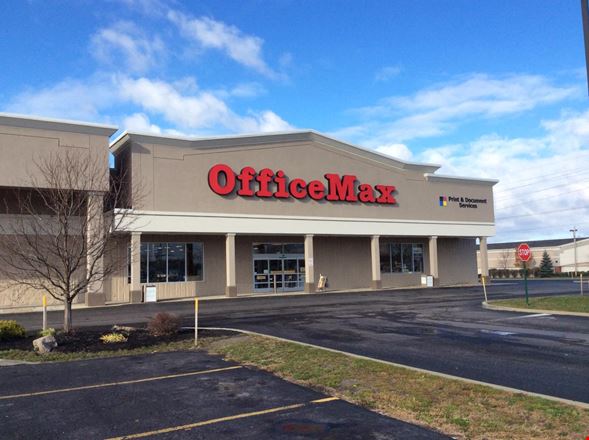 Preview of Retail space for Rent at 5770 South Transit Road
