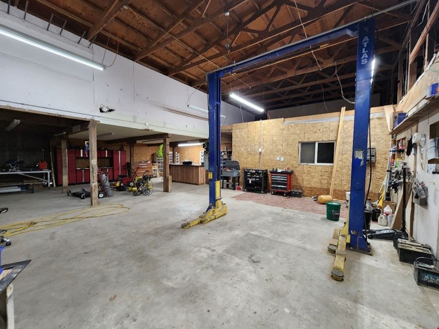 230 E Coolidge Ave