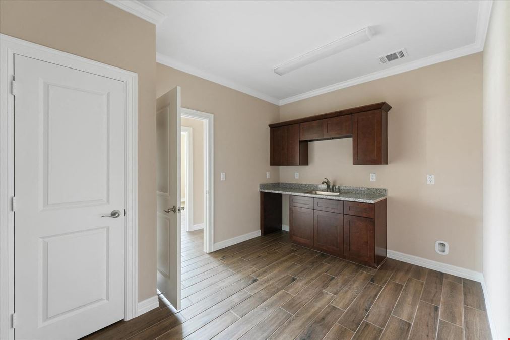 2743 Smith Ranch Rd