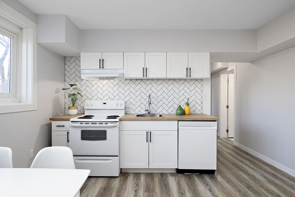 Centro | 9 Unit Apartment Building
