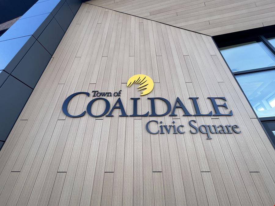 Coaldale Civic Square