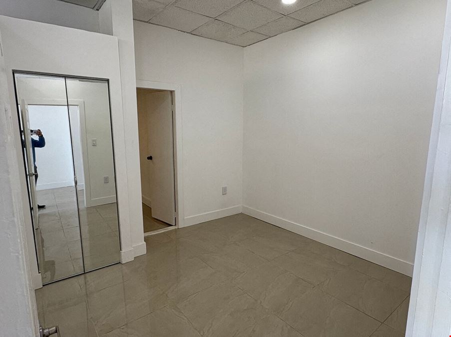 100 Hialeah Dr