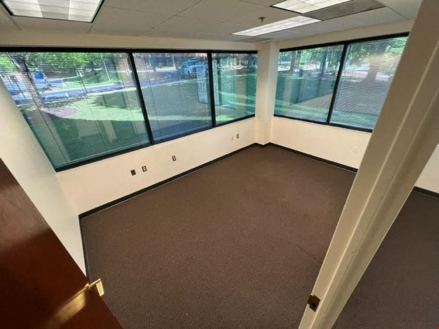 3195 SF 804-Suite 100 Professional Office Space