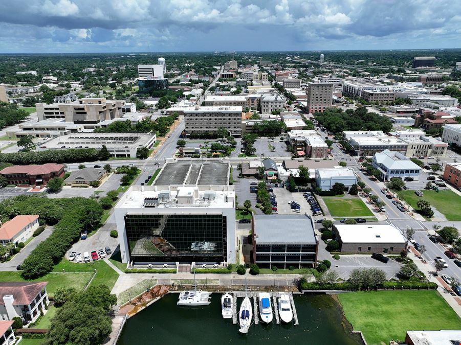 Third Floor Office | Pensacola Waterfront | 4,368 SF