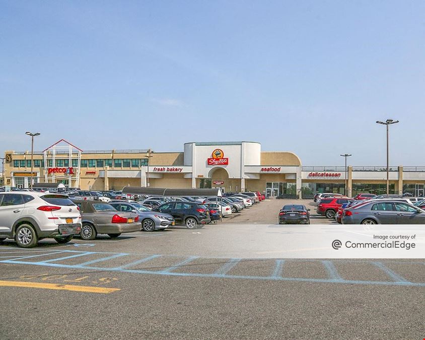 College Point Retail Center - 13311 20th Avenue