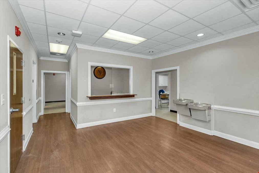 425 N Belair Rd
