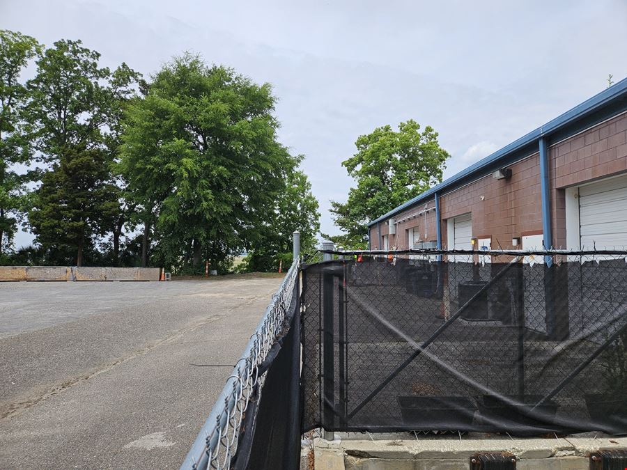 1042 Legrand Boulevard Unit A