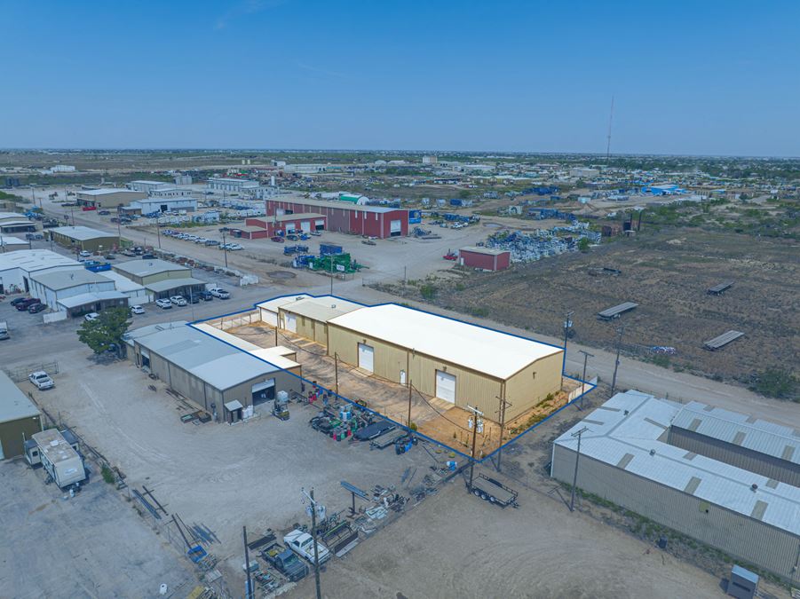 Crane Served, Multiple Bay Shop