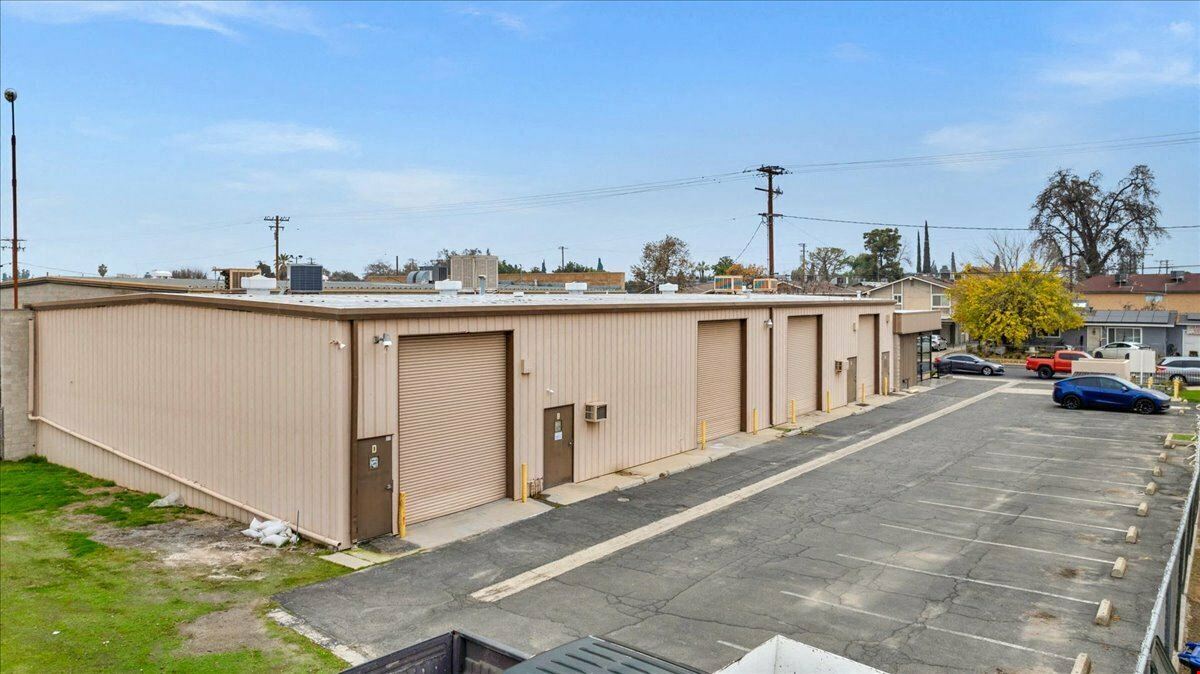 Multi Tenant Industrial Building Near Highway 198