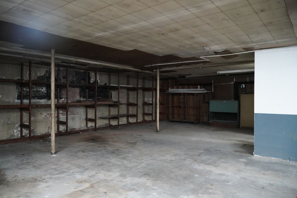 903 S Main St.