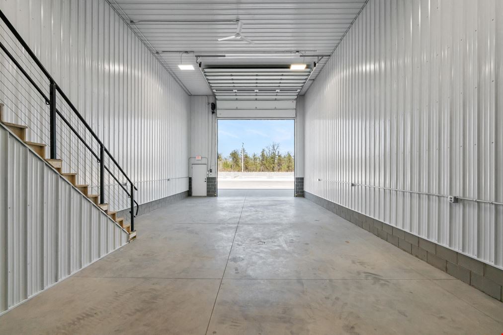 5384 Commerce Boulevard, D405, Indian River, MI, 49749