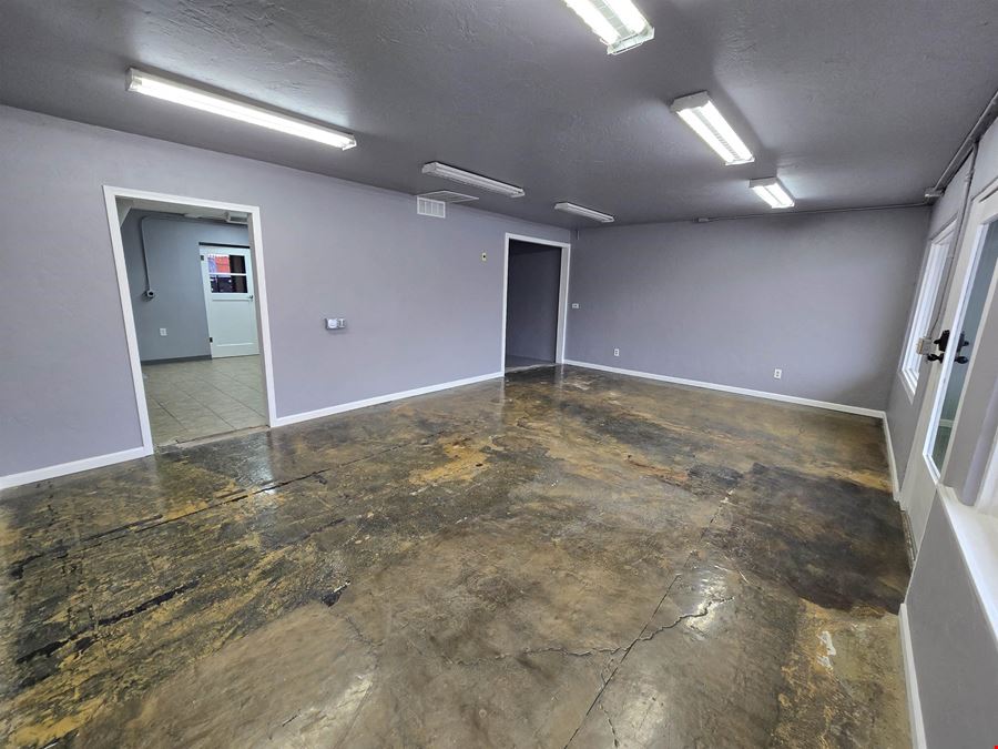 3258 F Rd