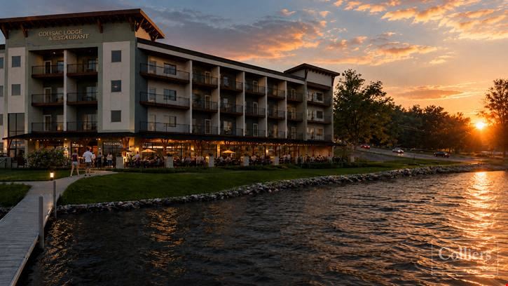 Waterfront Restaurant Space in Merrimac