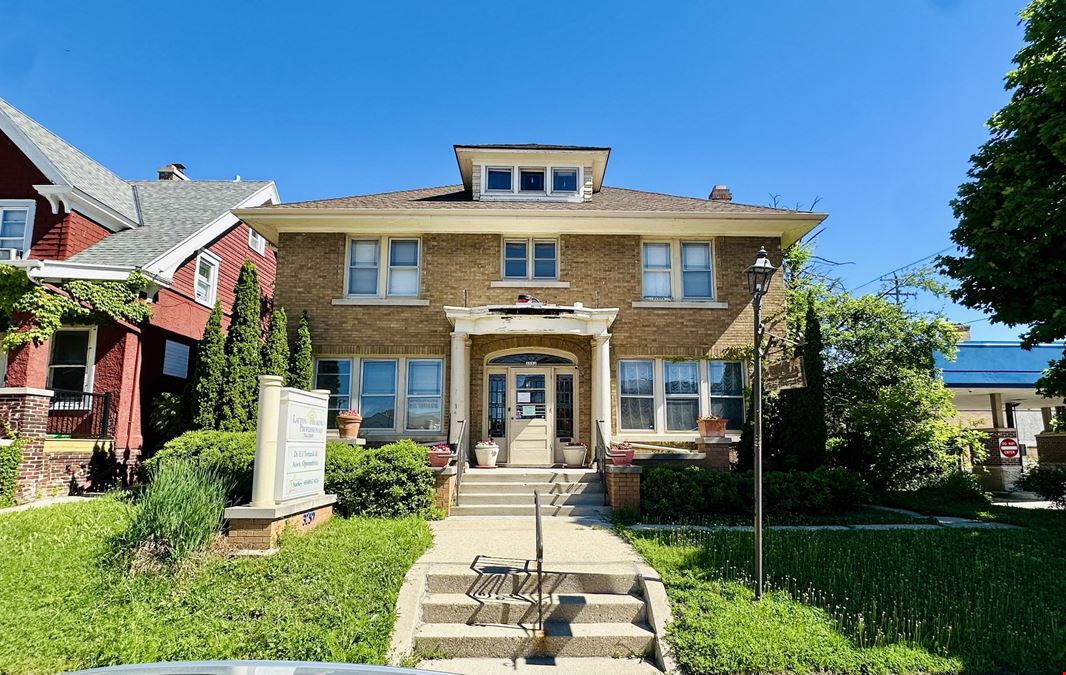 3552 E Layton Ave