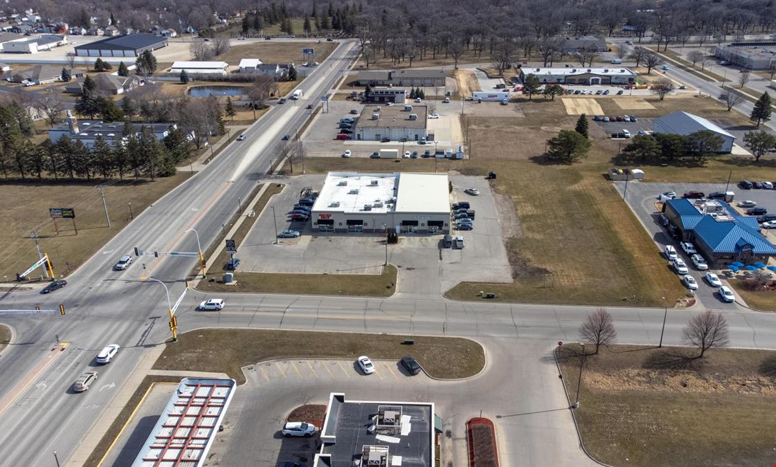 803 18th Ave NW - Austin MN Retail Space For Lease